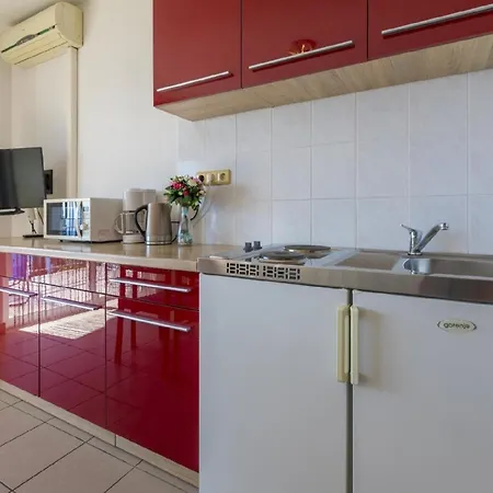 Apartman Fuer 4 Personen Ca 40 Qm In Selce Bei Crikvenica, Kvarner Bucht Und Umgebung *